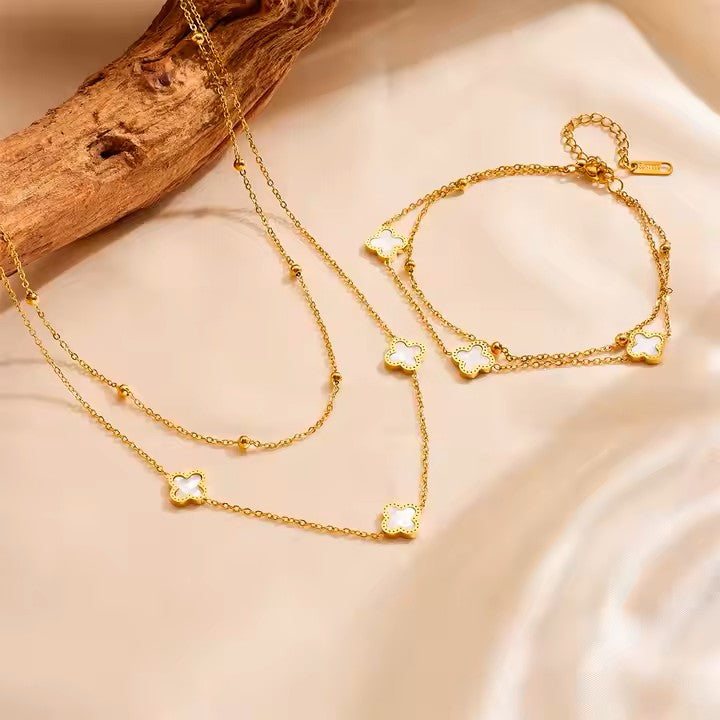 Conjunto Tréboles Doble Capa - Baño Oro